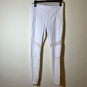 Athleta White Workout Ultra High Rise Leggings with Mesh Details | Size MT